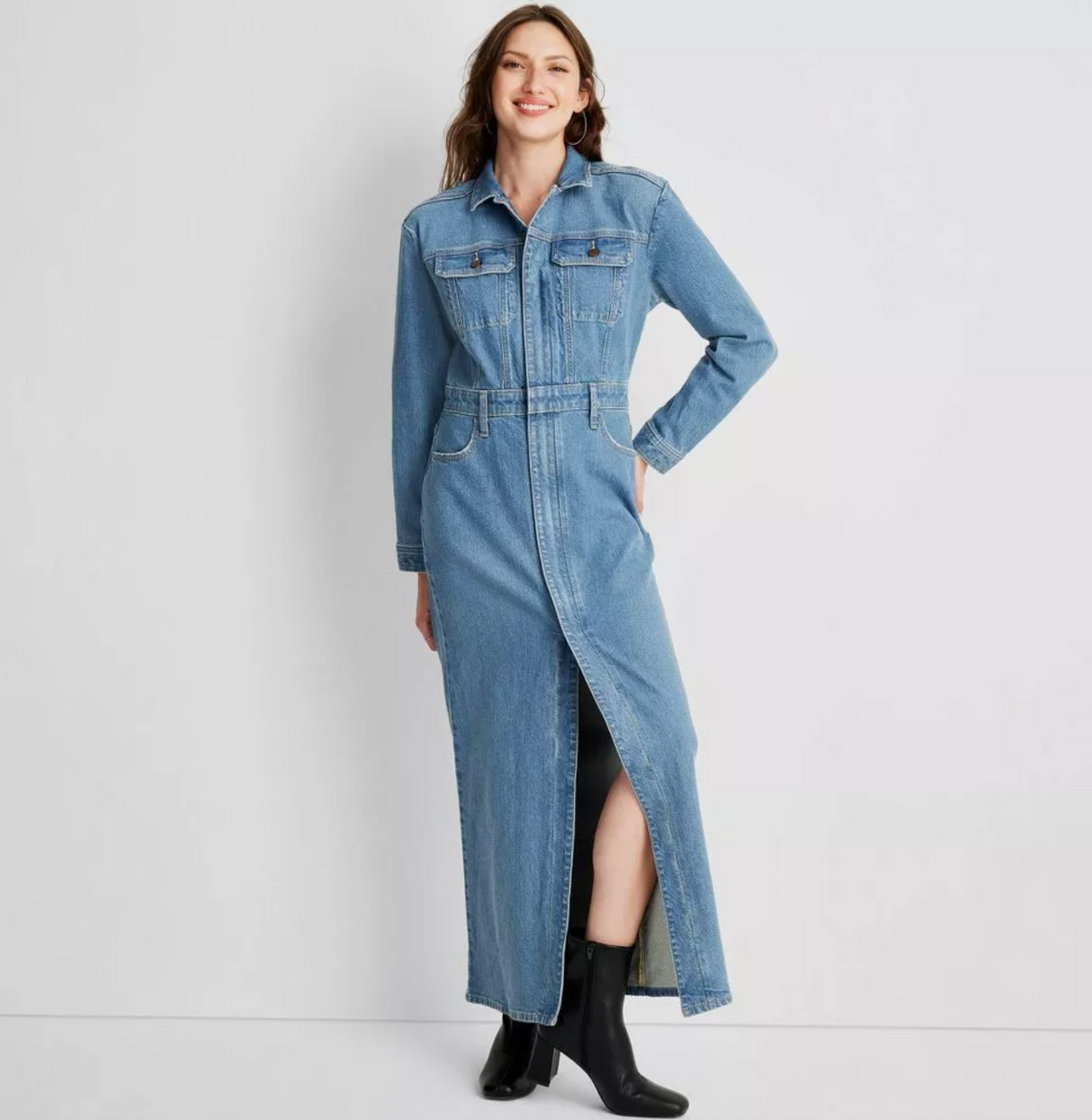Universal Thread Women's Long Sleeve Denim Maxi Shirtdress - Med Wash