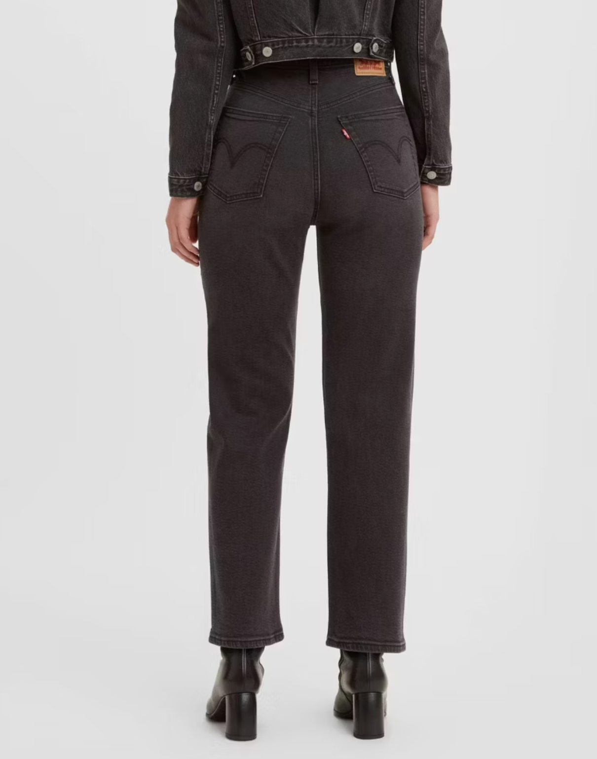 Levi's® Women's Ultra-High Rise Ribcage Straight Jeans - Blackened Pearl