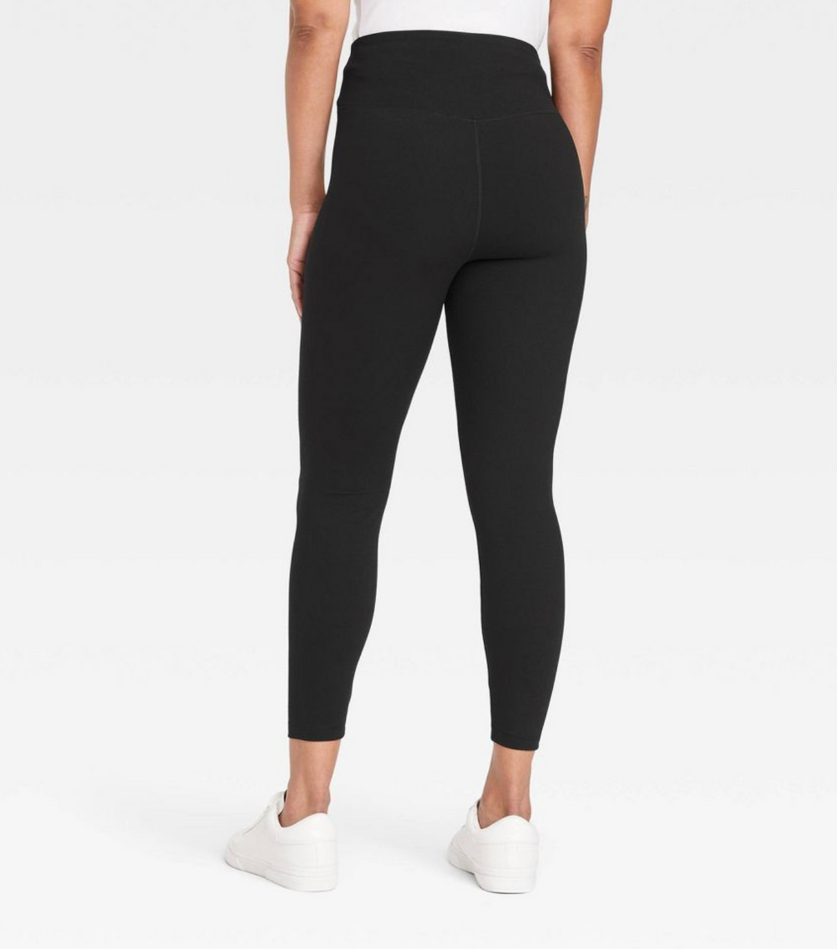 A New Day Women's Crossover V-Waistband Leggings - Black