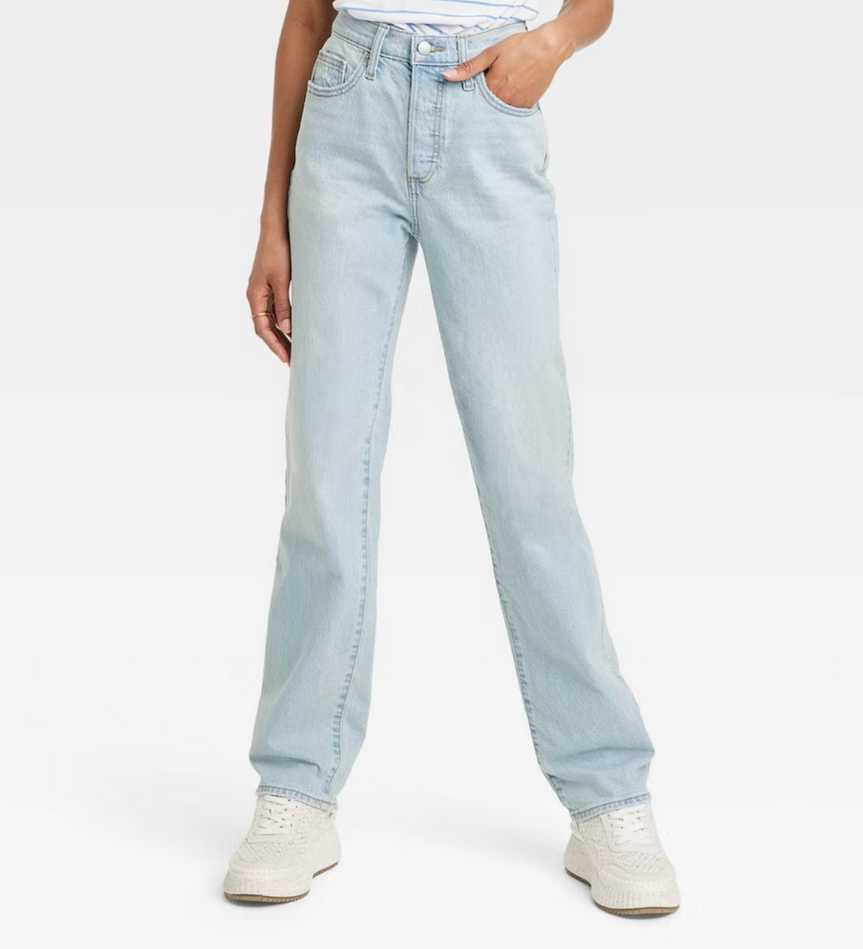 Universal Thread™ Women's High-Rise 90's Straight Jeans - Vintage Light Wash