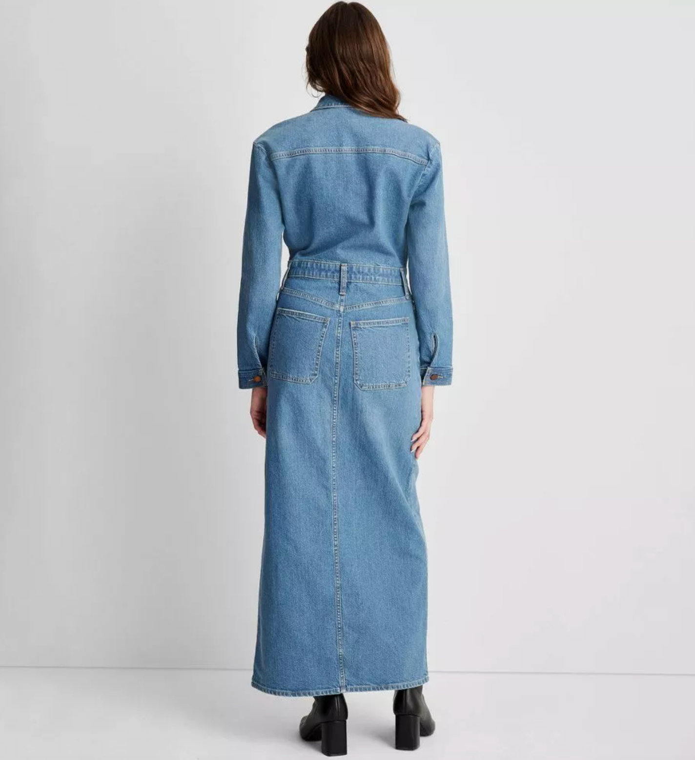 Universal Thread Women's Long Sleeve Denim Maxi Shirtdress - Med Wash